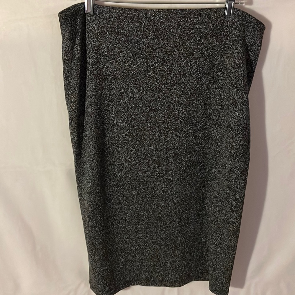 Old Navy - Picture 2 of 2